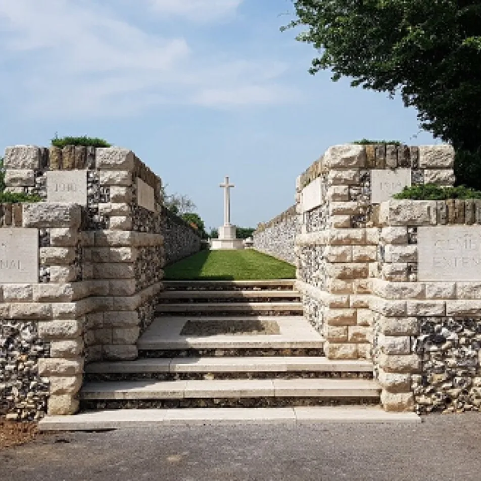 Senlis Communal Cemetery Extension