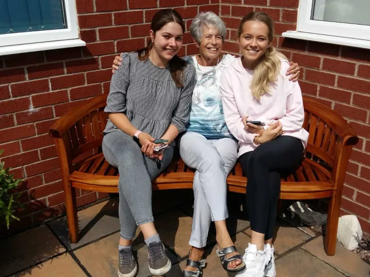 Jayne Eaton'S Mum