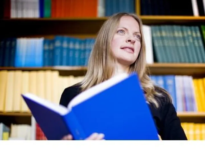 Librarian 02