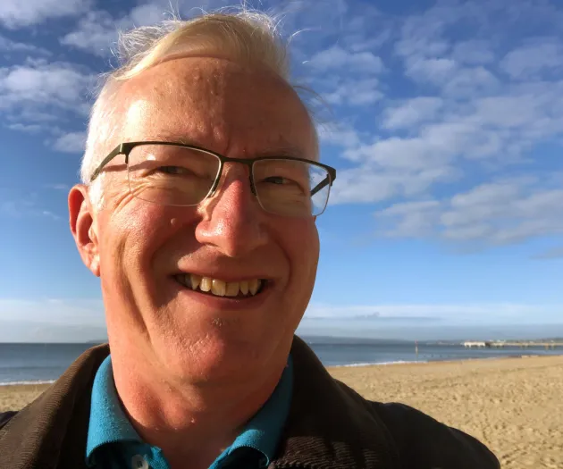 Dr Julian Tawn