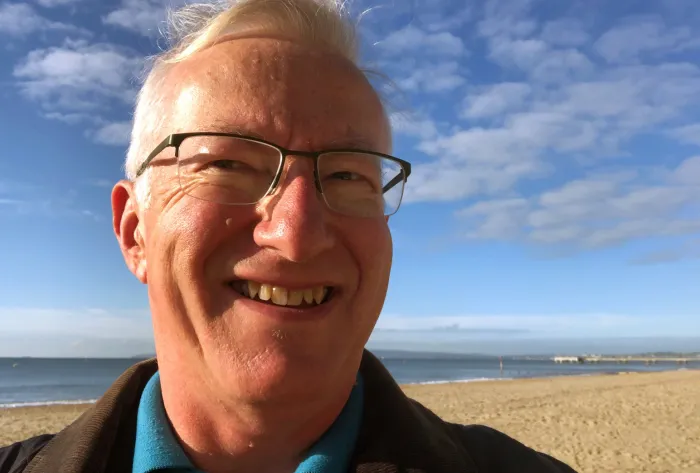 Dr Julian Tawn