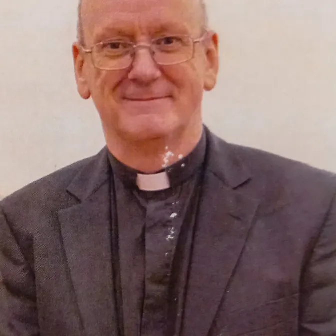 Rev Shaun Sanders