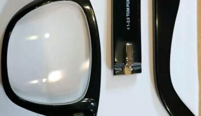 Damaged arms on Tom Ford sunglasses