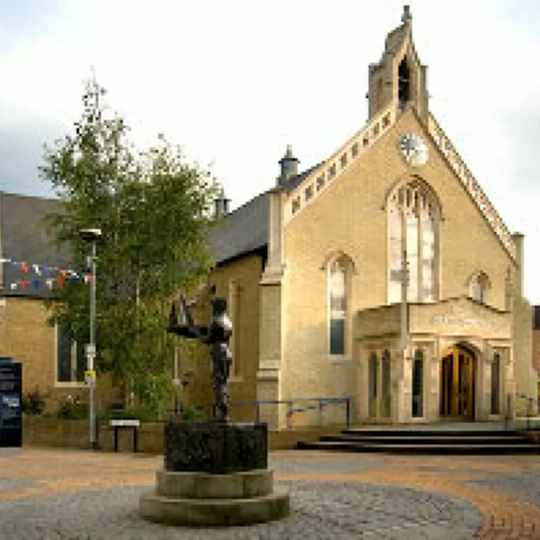 High Street Maidenhead Methodist Church seen from outside