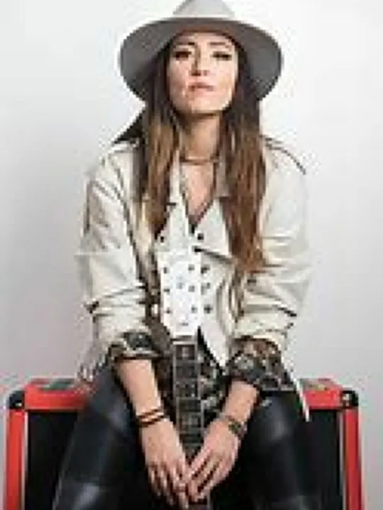 K T Tunstall