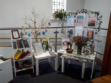 Hr – Prayer Corner