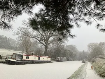Snow On The Canal 2