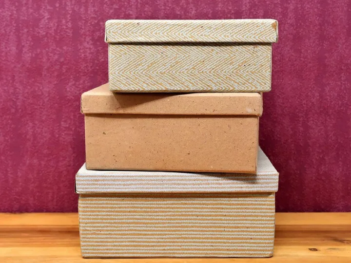 Cardboard boxes, cardboard, packaging, packing mat