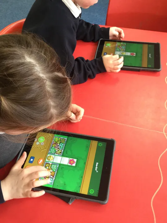 18547a6ecdfc48e7a46c9a661d736d2b