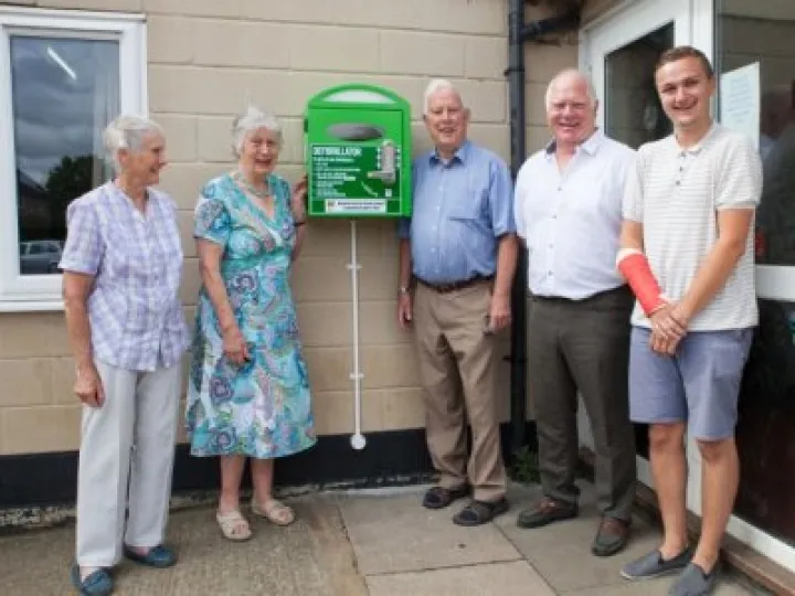 S&SC Defibrillator
