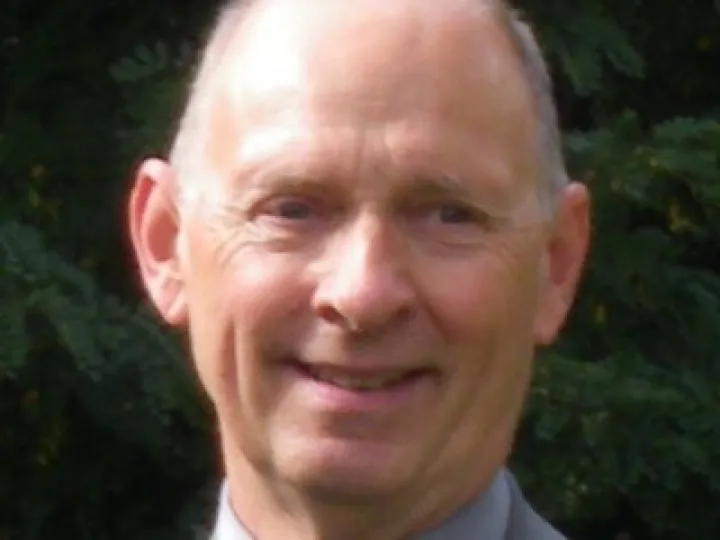 Roger Newton image 02