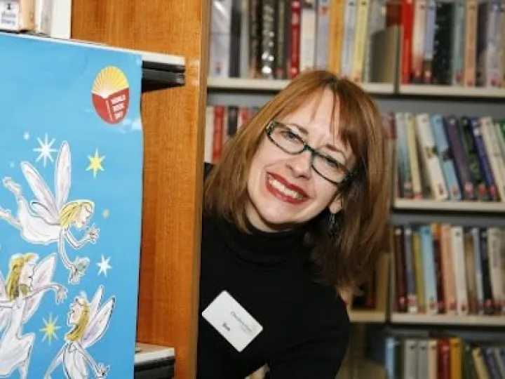 Librarian 08