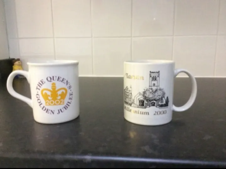 Mugs