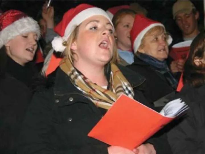 carol-singers