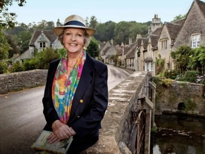 Penelope Keith 01