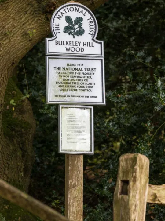Sandstone   Bulkeley Hill Woods Sign