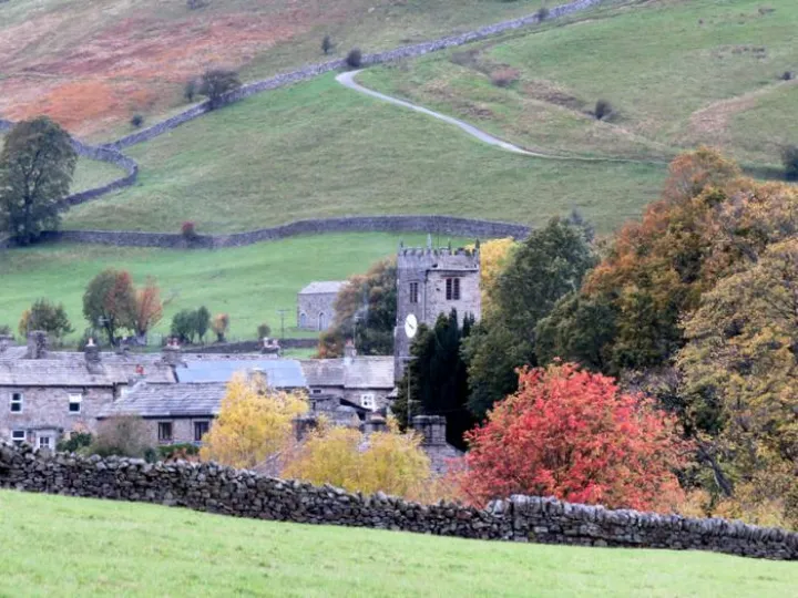 muker_parish_church