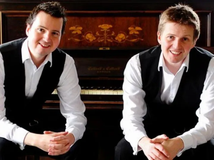 Scott Brothers Duo 01