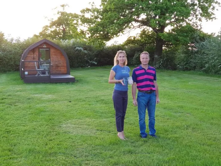 Pitch And Canvas (1)