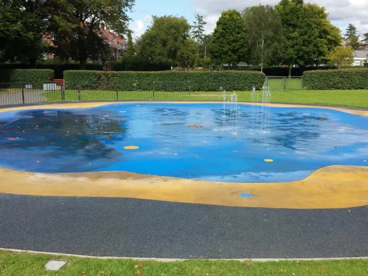 20150912_144957_Newbury-St