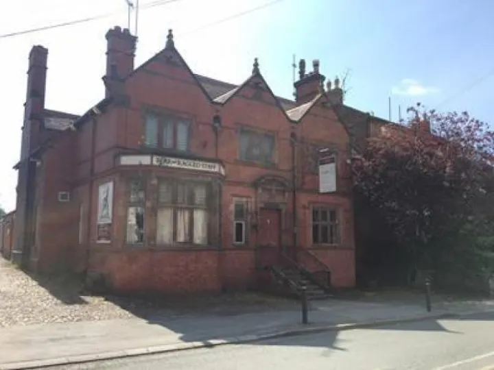 Bear and Ragged staff image