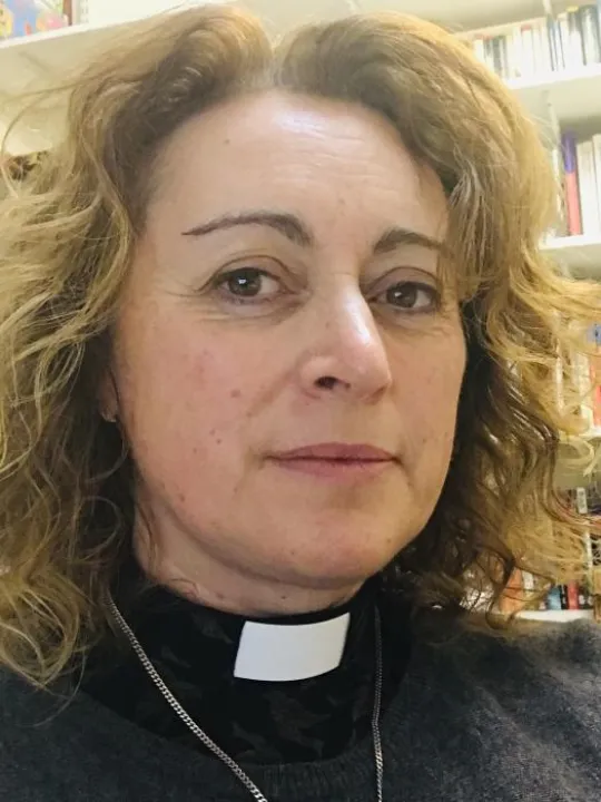 Revd Rachel Leather 2