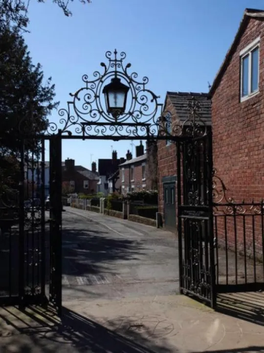 church-gates-M316210