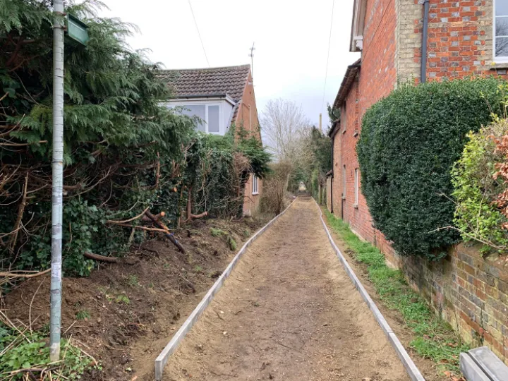 Churchway to Dandara footpath