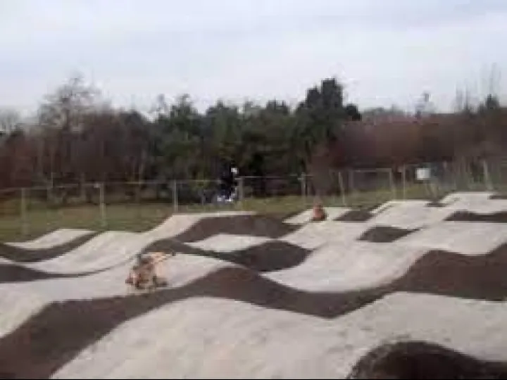 Vicars Cross pump track layout