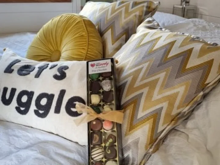 Valentine chocolates &ndash; Wellington lodge