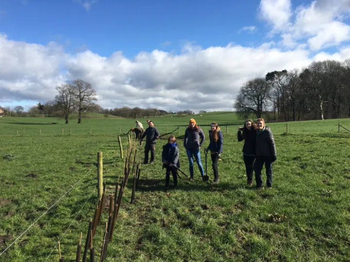 HenburyPlanting22_2-jhpg