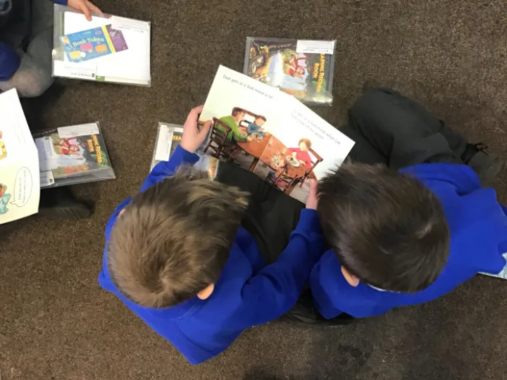 D6400B9C-C3EB-4E47-8F99-B11CFDFA2EF7