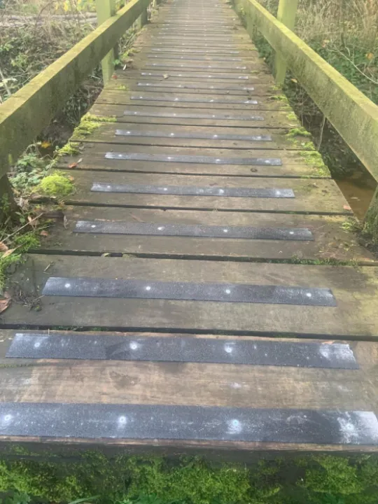 27c82ee1 4d7a 4b99 802a 2e3aae2c30d6