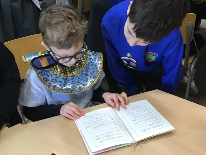 6C42B92A-FD4A-404D-AFF0-DD7B918C88F9