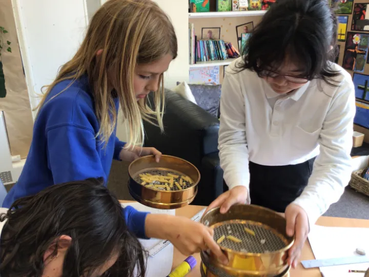 17496B16-F12B-4933-9981-AFB730DAFA09