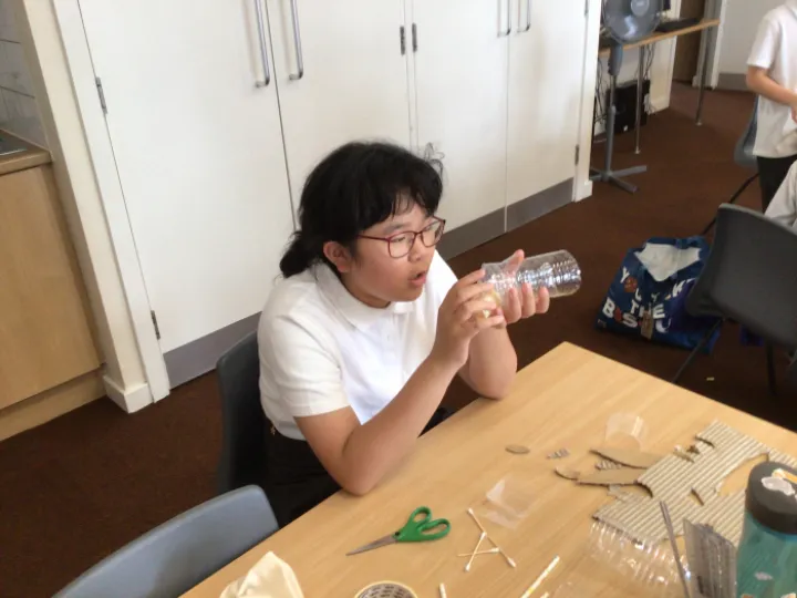 824E2043-139D-4271-86A6-CD1F2366391D