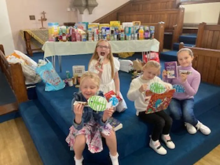 clifton giving kids pic