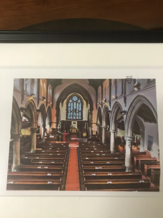 St John'Schurch Inside