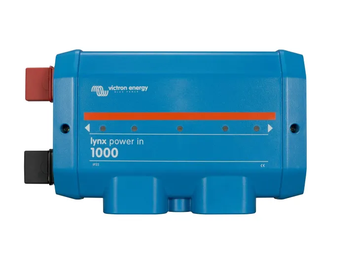 Lynx_power_in_front_lyn020102000