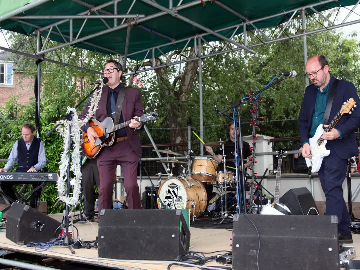 Greg-Murray-&-The-Seven-Won