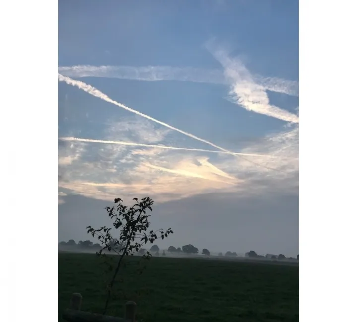 vapour trails
