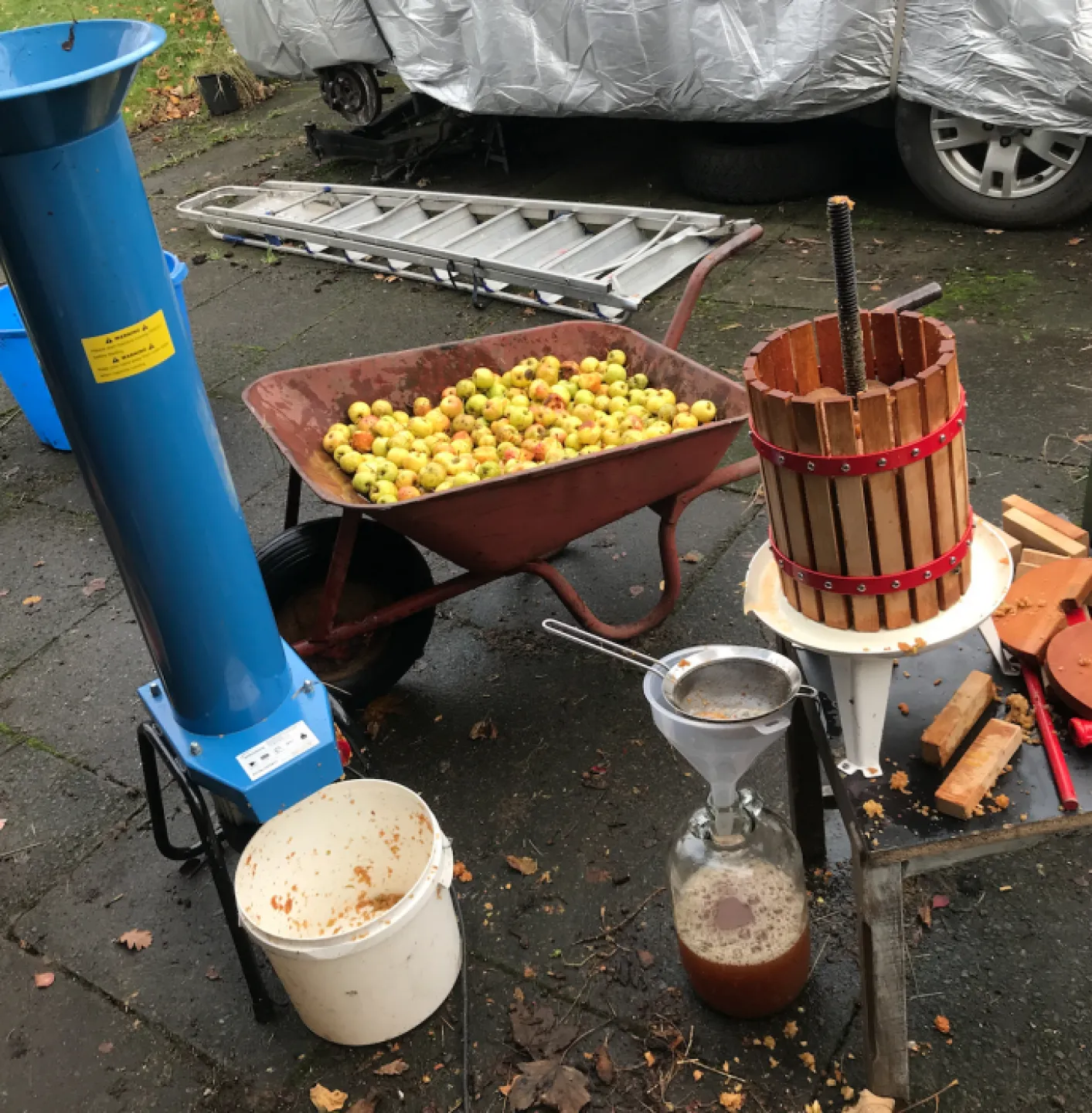 ADAPT Apple Pressing