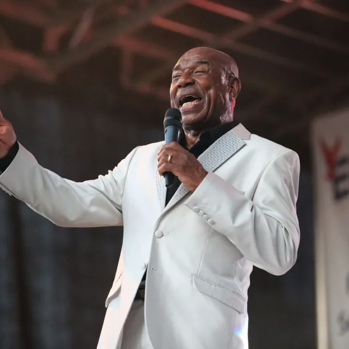 Roy G Hemmings Sings (1)