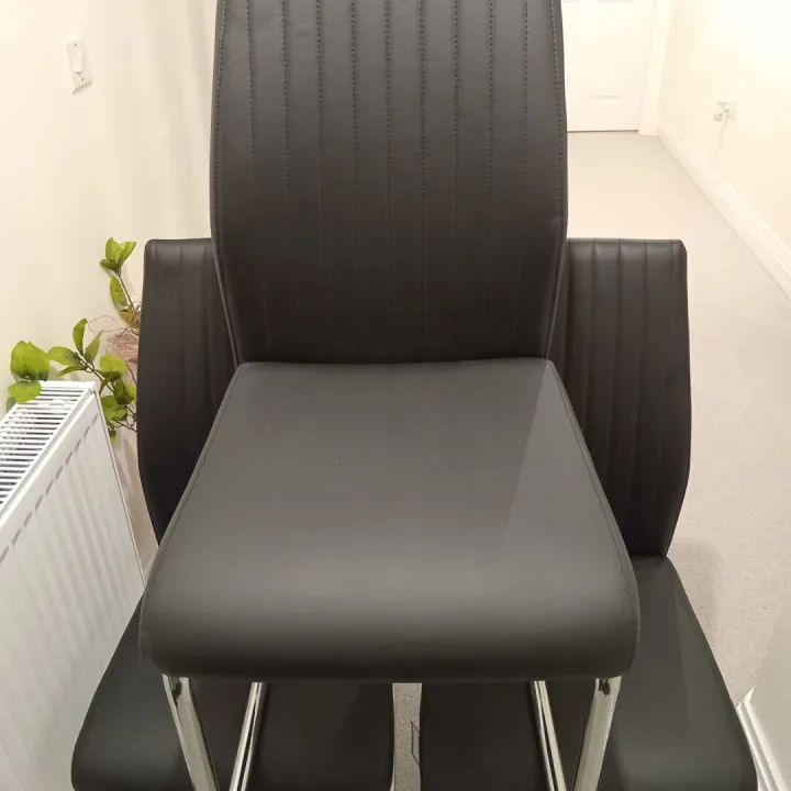 Band New Set of Dinning Chairs (4) &ndash; Items for sale