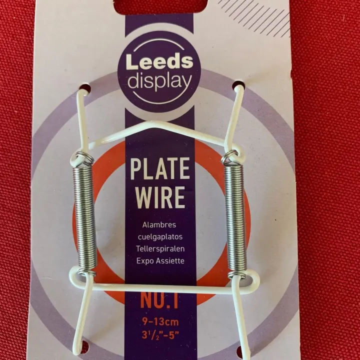 Set of 5 plate wires brand new – Items free to a good home!