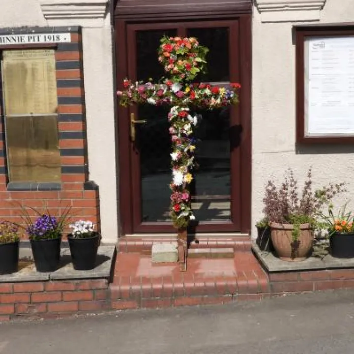 DSCN0753 (002)_Lenten Cross 2019