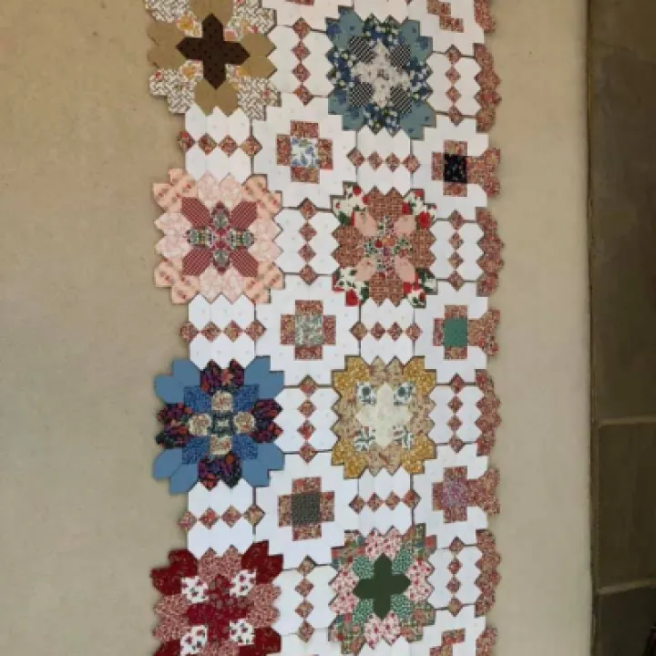 Image: 2020-09-29 Louise patchwork