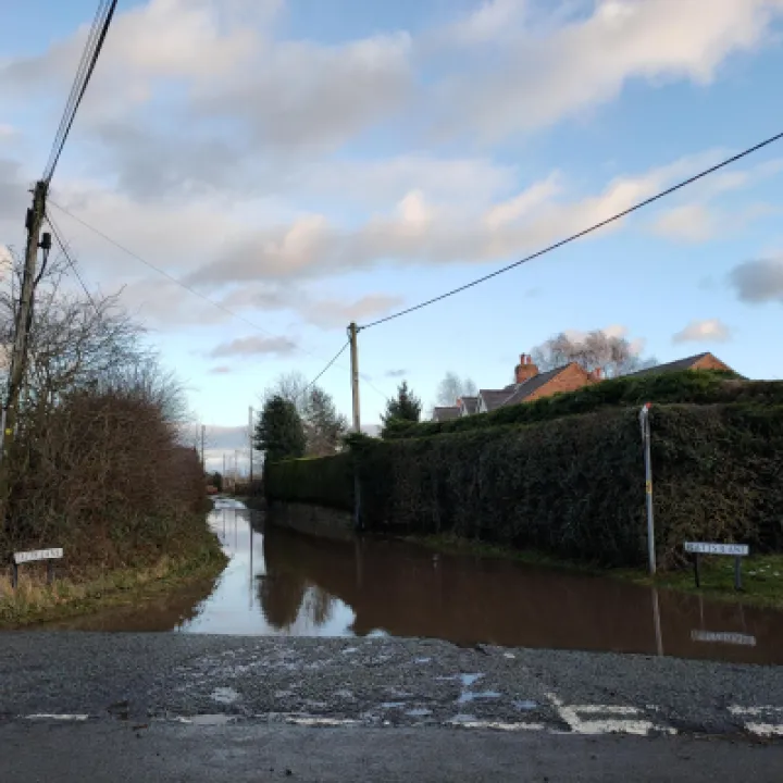 TOL Platts Lane off Cross Lane MG20210121160018[290042]