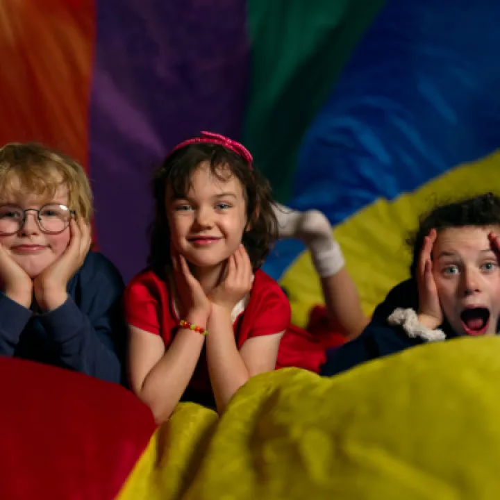 Kids with parachute