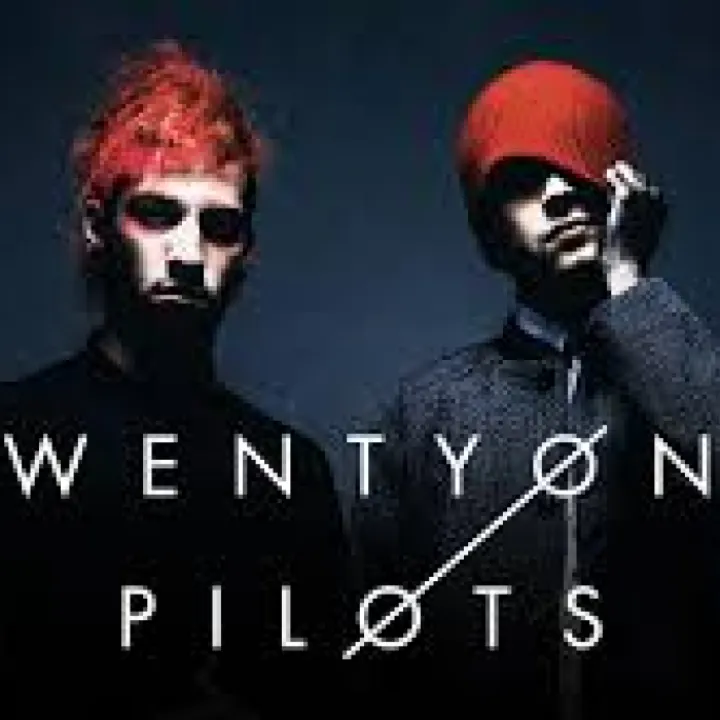 Twenty one pilots